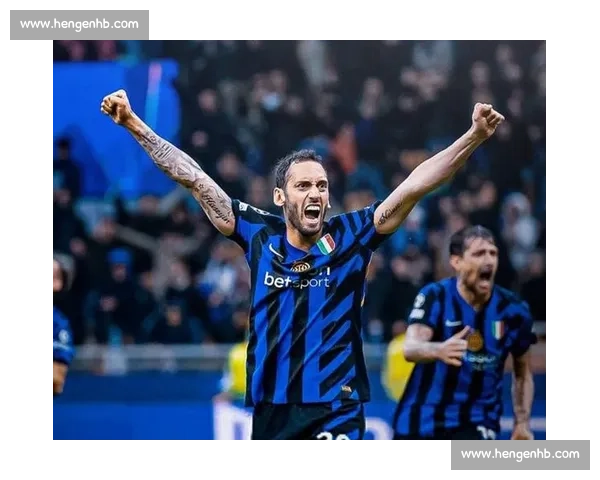 加拉塔萨雷接近敲定恰尔汗奥卢转会 谈判进入最后冲刺阶段