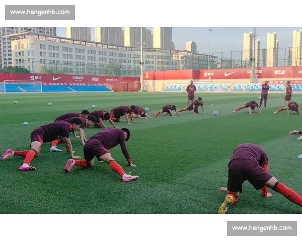 换帅后首战!国足大连集训启程,东亚杯剑指突破